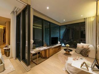 À vendre 1 chambre condo à Huai Khwang, Bangkok
