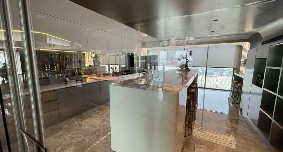For sale and for rent 1 bed condo in Watthana, Bangkok
