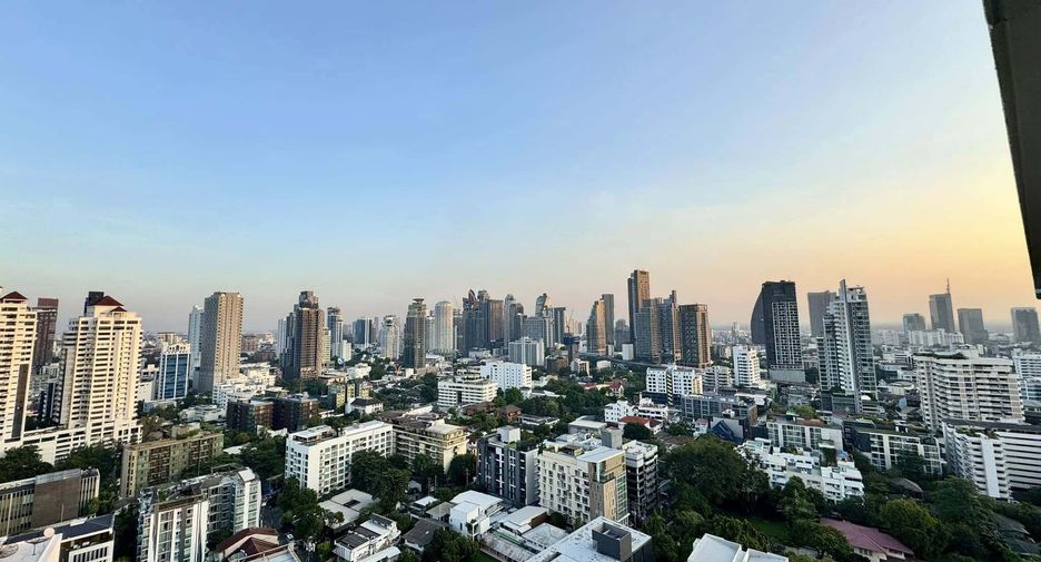 For rent 1 bed condo in Watthana, Bangkok