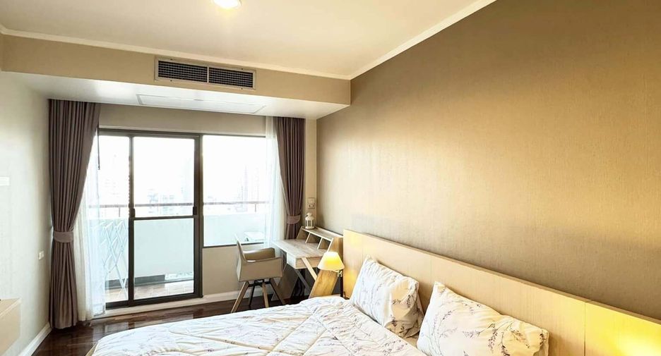 For rent 1 bed condo in Watthana, Bangkok