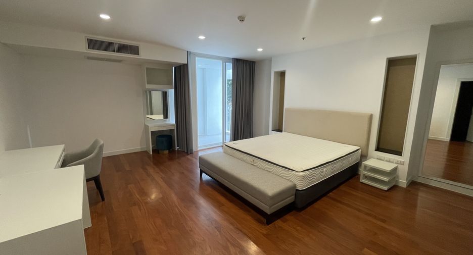 Apartamento en alquiler de 3 habitaciones en Watthana, Bangkok