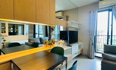 Condo en alquiler de 1 habitaciones en Huai Khwang, Bangkok