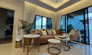 Haus zur Miete mit 4 Zimmer in Prawet, Bangkok