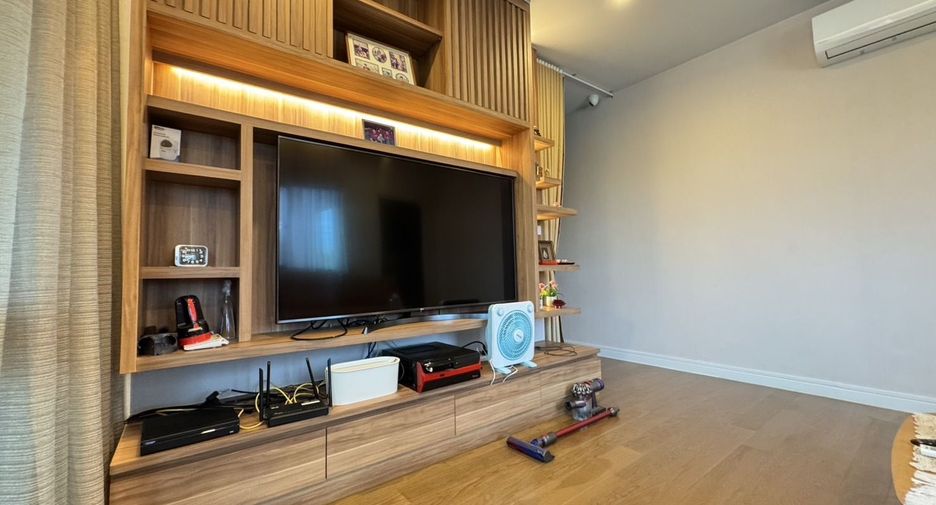 Haus zur Miete mit 4 Zimmer in Prawet, Bangkok