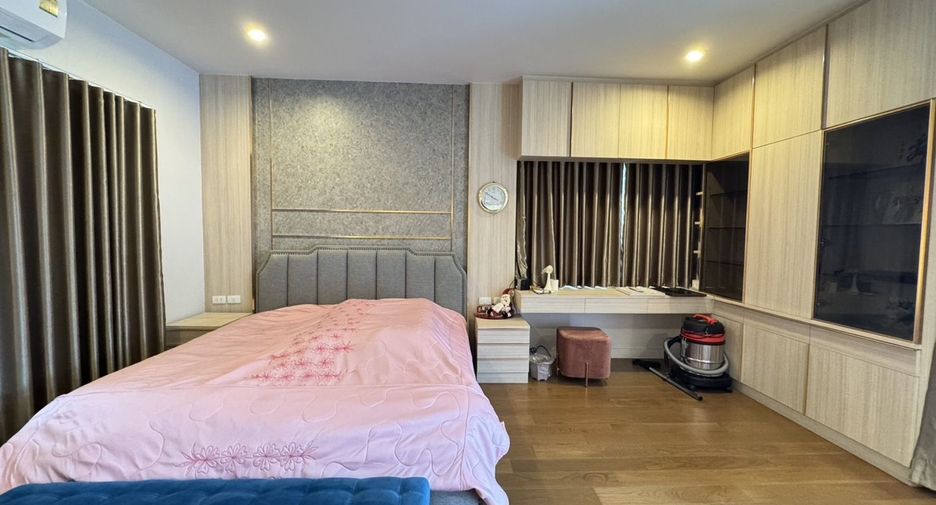 Haus zur Miete mit 4 Zimmer in Prawet, Bangkok