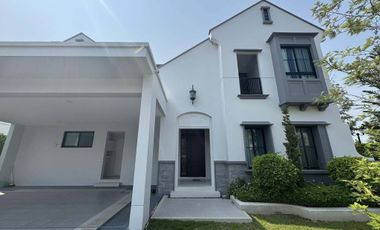 For rent 4 bedrooms house in Saphan Sung, Bangkok
