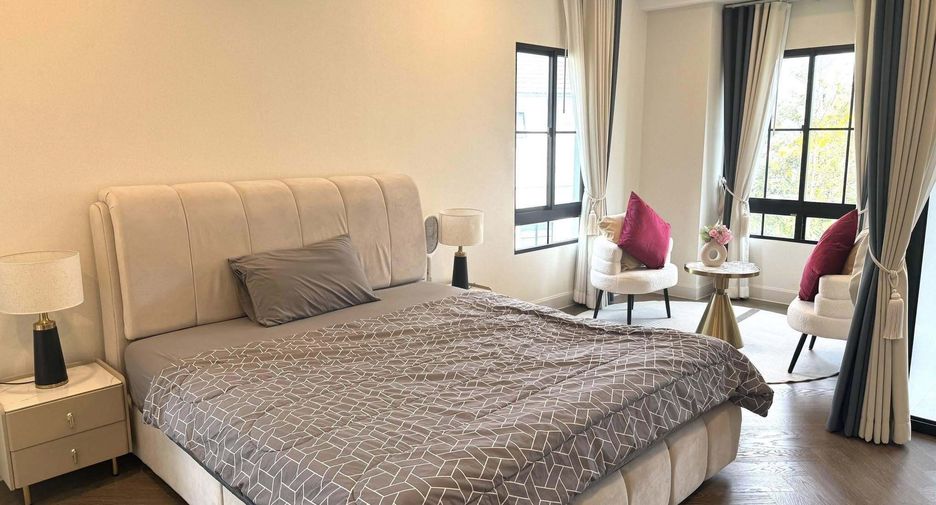 For rent 4 bedrooms house in Saphan Sung, Bangkok