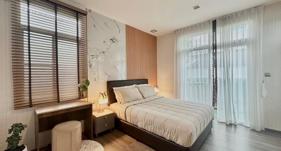 For rent 4 bedrooms house in Bang Phli, Samut Prakan