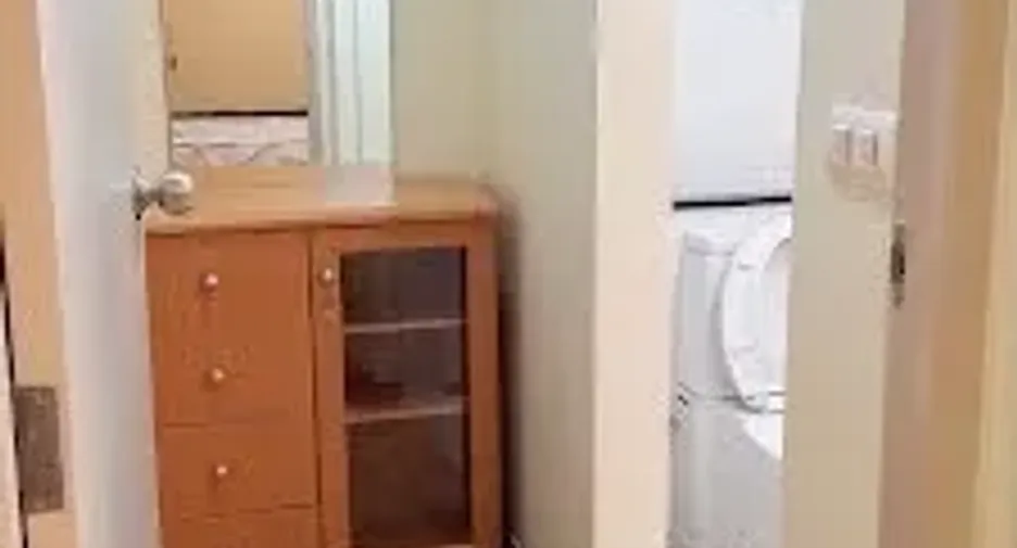 For sale 1 bed condo in Huai Khwang, Bangkok