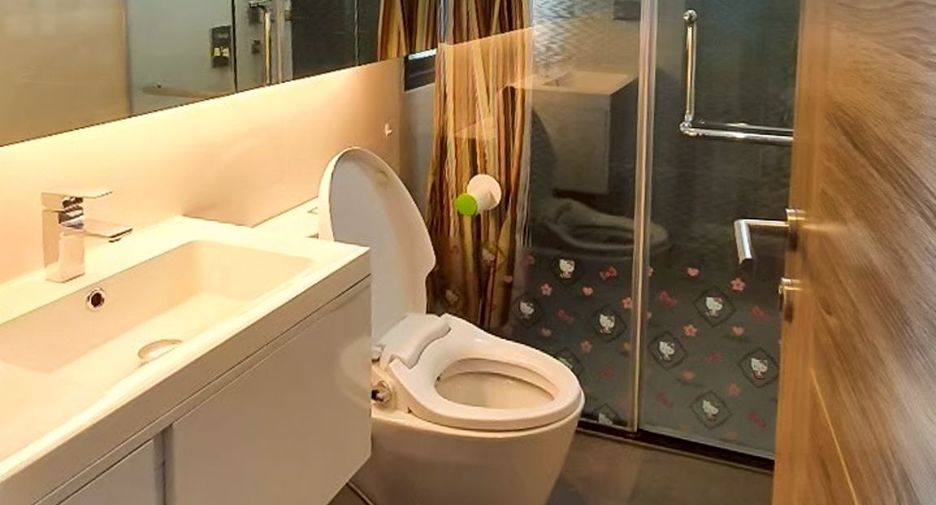 À vendre 1 chambre condo à Phra Khanong, Bangkok