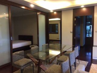 À louer 3 chambres appartement à Yan Nawa, Bangkok
