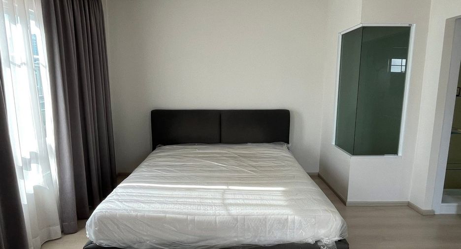 Casa adosada en alquiler de 2 habitaciones en Bang Phli, Samut Prakan
