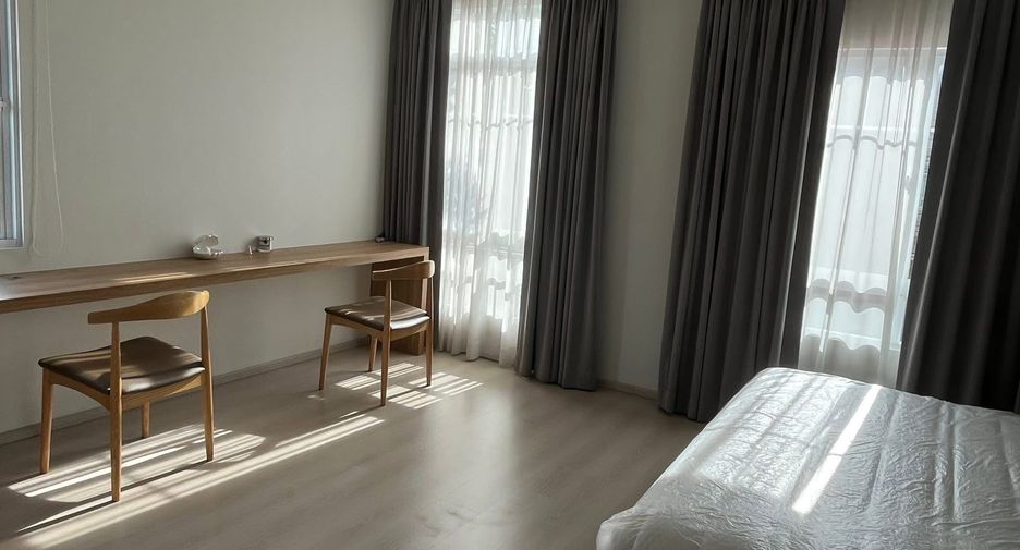 Casa adosada en alquiler de 2 habitaciones en Bang Phli, Samut Prakan