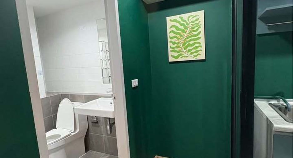 For rent studio condo in Huai Khwang, Bangkok