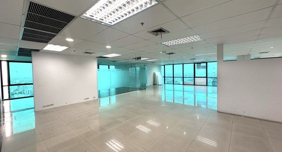 For rent office in Huai Khwang, Bangkok