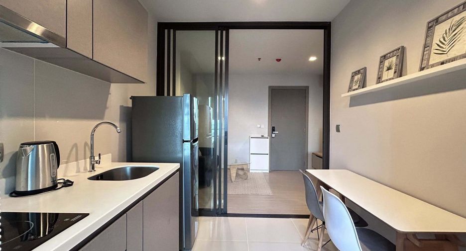 For rent 1 bed condo in Huai Khwang, Bangkok