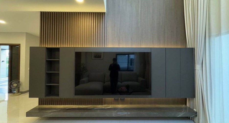 Haus zur Miete mit 4 Zimmer in Bang Phli, Samut Prakan