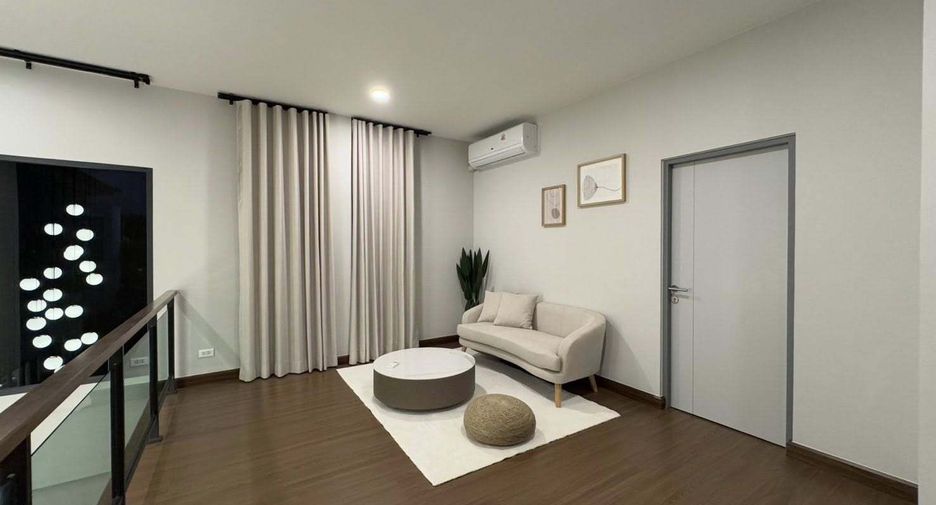 Haus zur Miete mit 4 Zimmer in Bang Phli, Samut Prakan