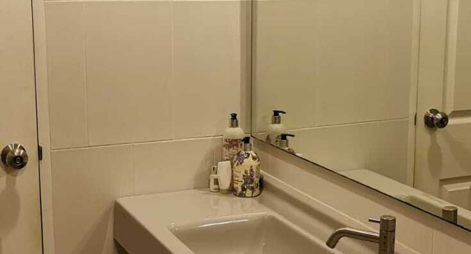 For sale 1 bed condo in Watthana, Bangkok