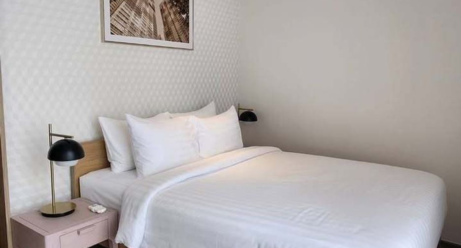 For rent 2 bedrooms condo in Khlong Toei, Bangkok