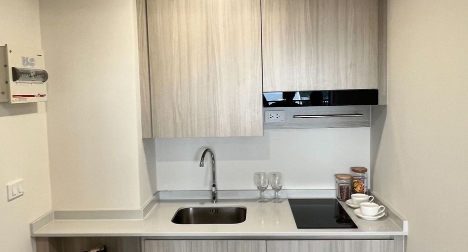 For rent 1 bed condo in Mueang Samut Prakan, Samut Prakan