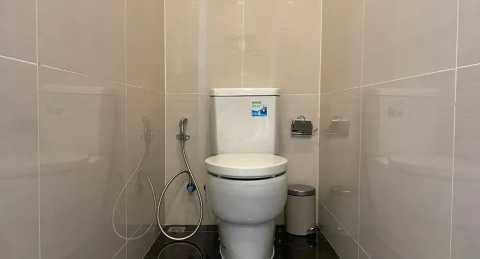 Wohnung zur Miete mit 2 Zimmer in Khlong Toei, Bangkok