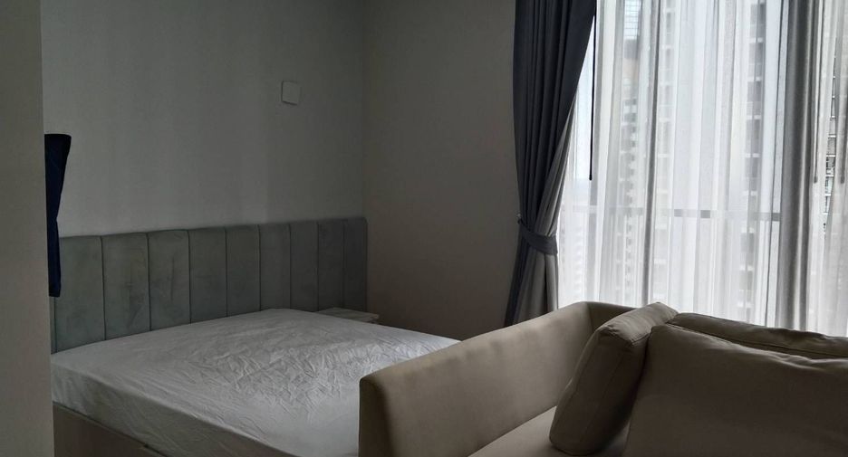For rent studio condo in Khlong Toei, Bangkok
