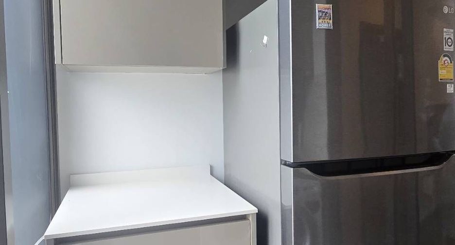 Condo en alquiler de 1 habitaciones en Bang Na, Bangkok