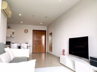 For sale 2 bedrooms condo in Yan Nawa, Bangkok
