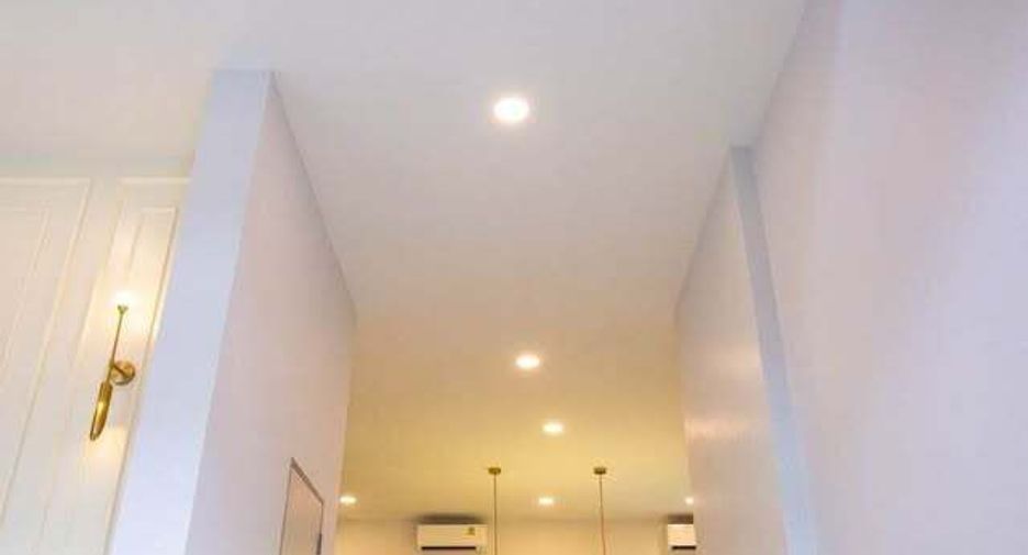 Casa en alquiler de 5 habitaciones en Bang Phli, Samut Prakan