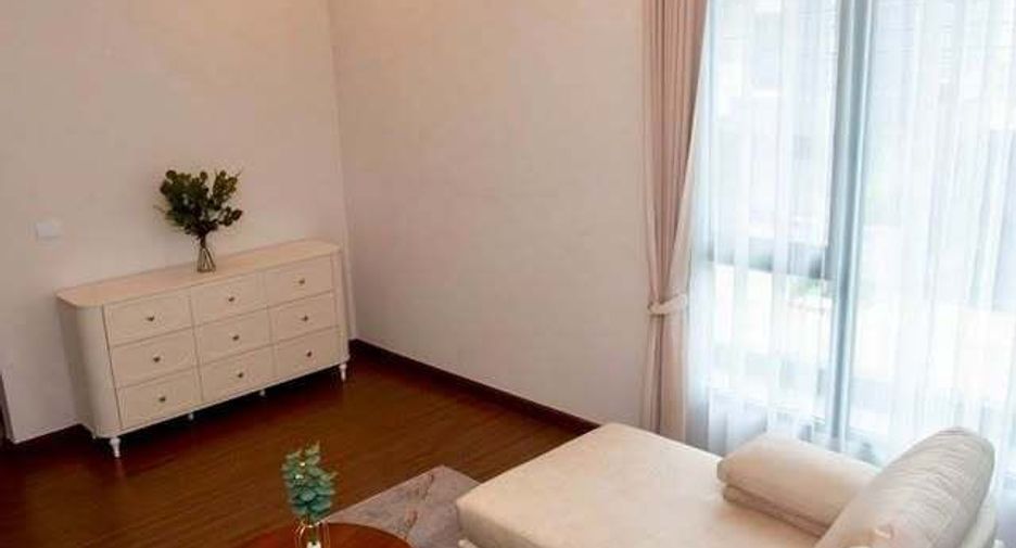 Casa en alquiler de 5 habitaciones en Bang Phli, Samut Prakan