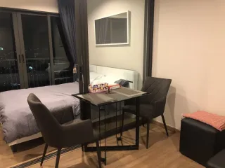 À vendre 1 chambre condo à Bang Phlat, Bangkok