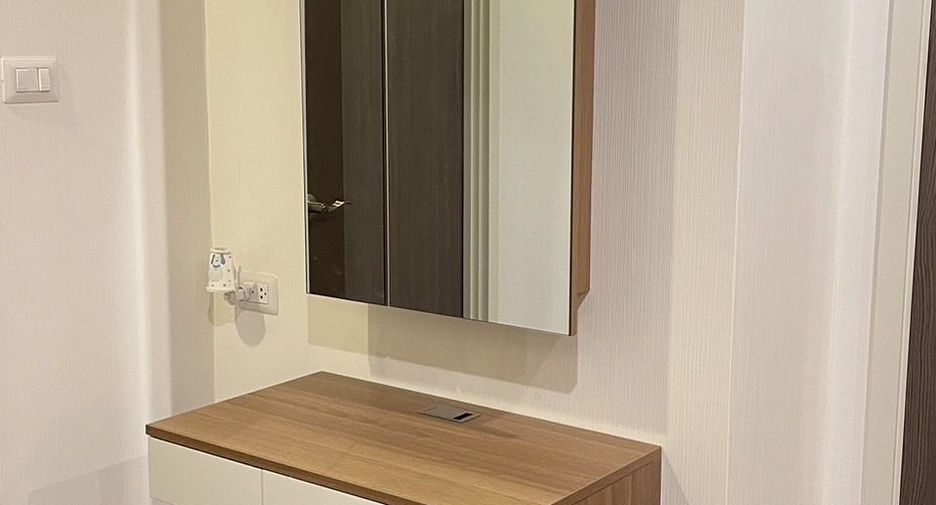 For sale 1 bed condo in Sathon, Bangkok