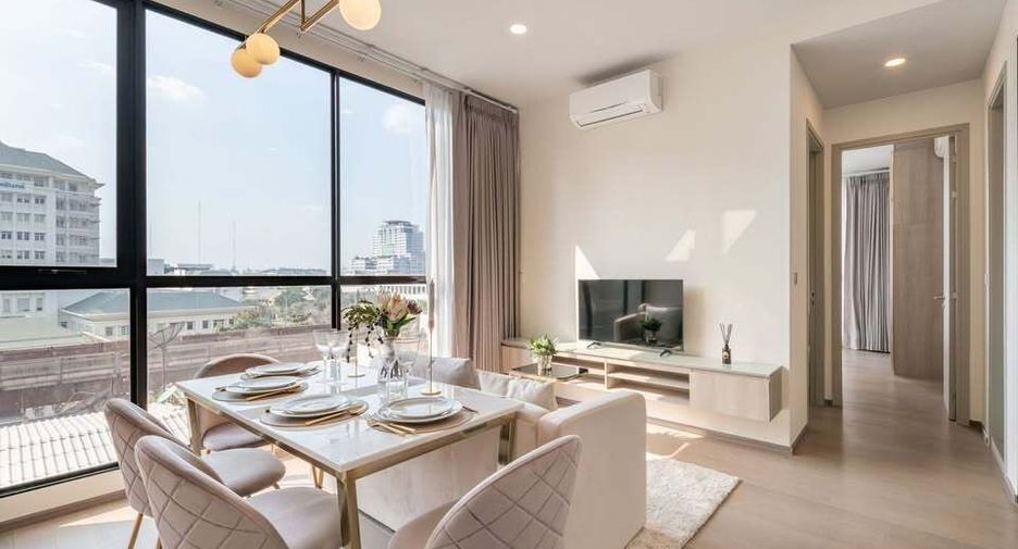Wohnung zur Miete mit 2 Zimmer in Khlong Toei, Bangkok