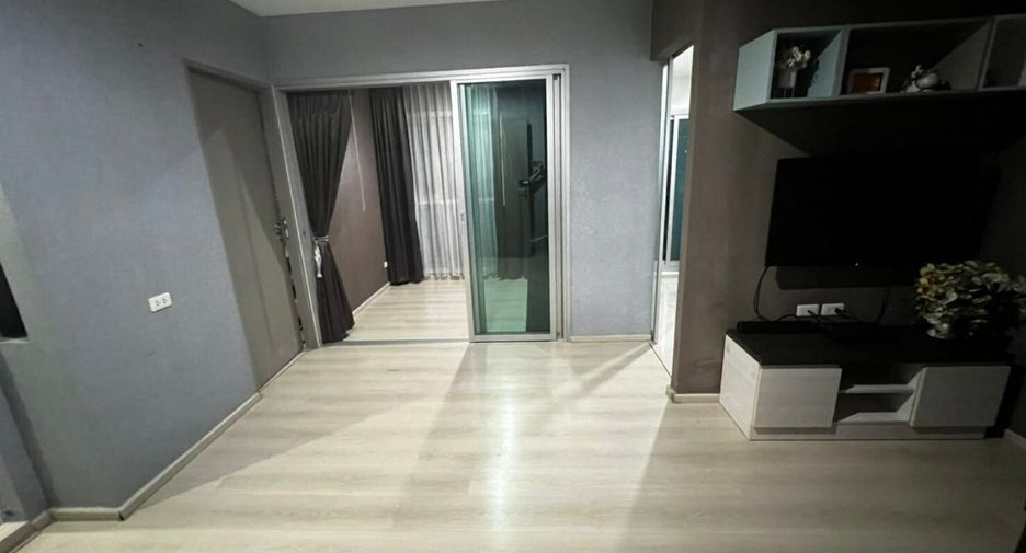For sale 2 bedrooms condo in Huai Khwang, Bangkok