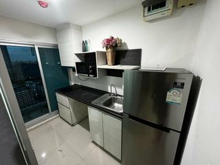 For sale 2 bedrooms condo in Huai Khwang, Bangkok