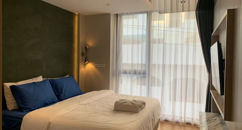 For rent 2 bedrooms condo in Watthana, Bangkok