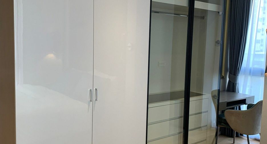 For rent 2 bedrooms condo in Watthana, Bangkok