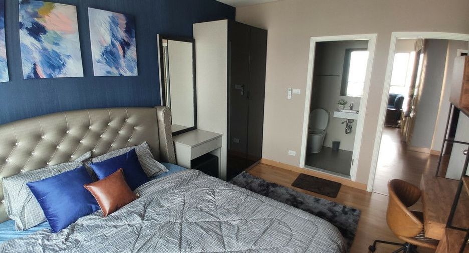 For sale 3 bedrooms condo in Yan Nawa, Bangkok