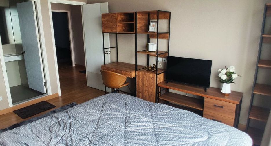 For sale 3 bedrooms condo in Yan Nawa, Bangkok