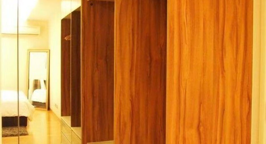 For sale 1 bed condo in Watthana, Bangkok