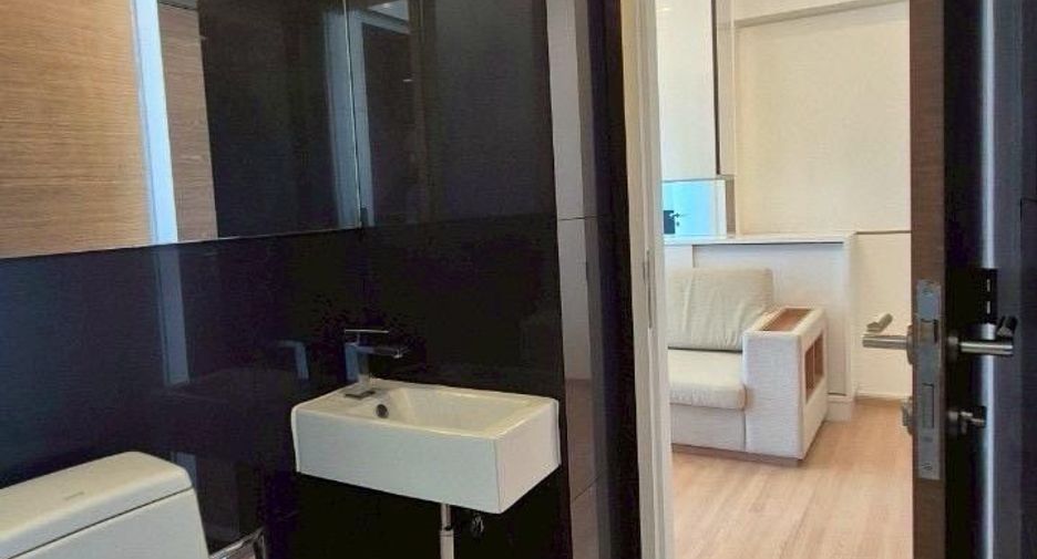 Condo en alquiler de 1 habitaciones en Phaya Thai, Bangkok