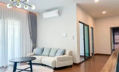 Haus zur Miete mit 5 Zimmer in Bang Phli, Samut Prakan