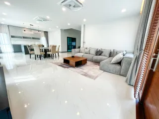 出租 5 卧室 独立屋 在 Bang Phli, Samut Prakan