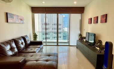 For rent 2 bedrooms condo in Yan Nawa, Bangkok