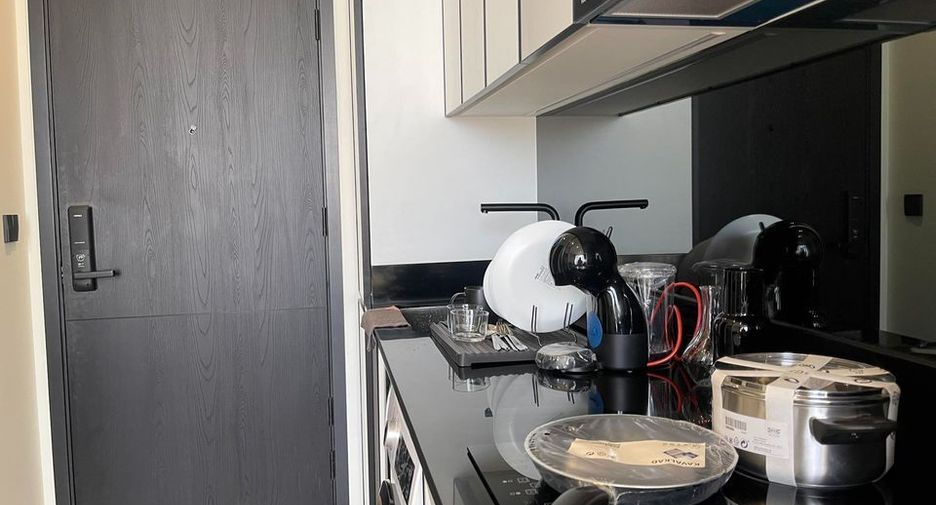 For rent 1 bed condo in Khlong San, Bangkok