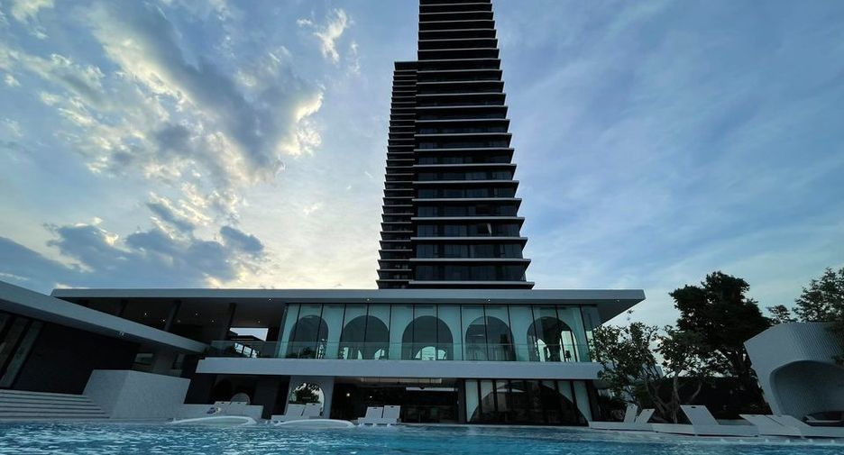 For rent 1 bed condo in Khlong San, Bangkok