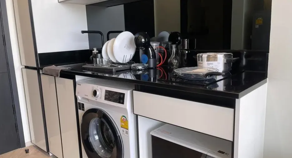 For rent 1 bed condo in Khlong San, Bangkok