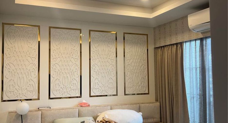 For rent 4 bedrooms house in Yan Nawa, Bangkok