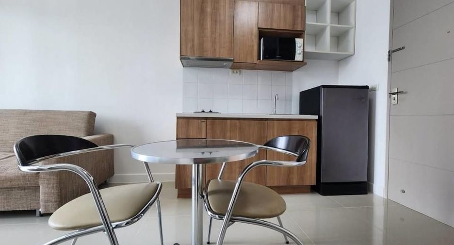 Condo en alquiler de 1 habitaciones en Bang Na, Bangkok